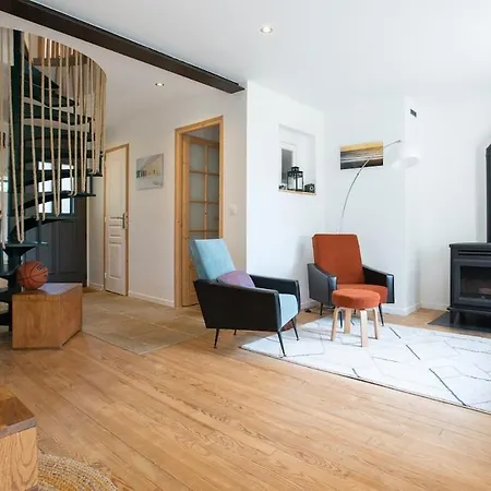Bright Cozy 3 Bed - Renovated - Close Soustons