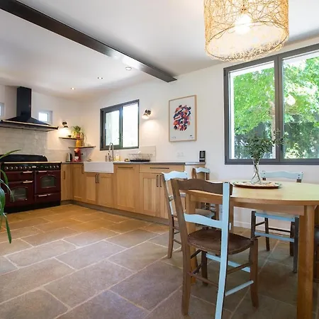 Holiday home Bright Cozy 3 Bed - Renovated - Close *